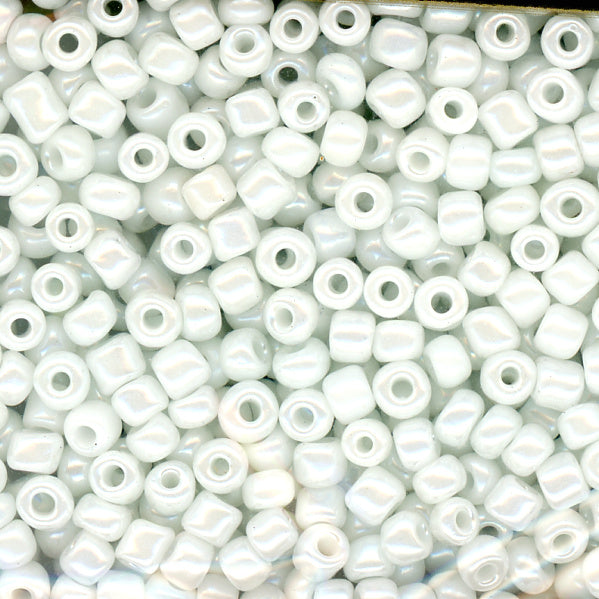 8/0 Bead White Glossy