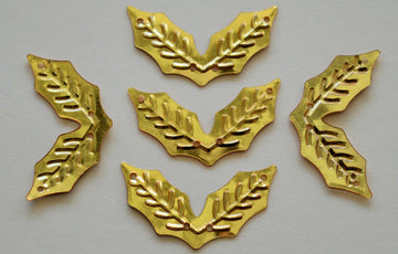 Two-Leaf Holly Metallic Gold