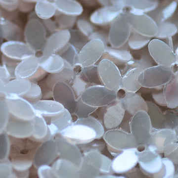 10mm Fully Cupped Flower White Moonlight 50 grams