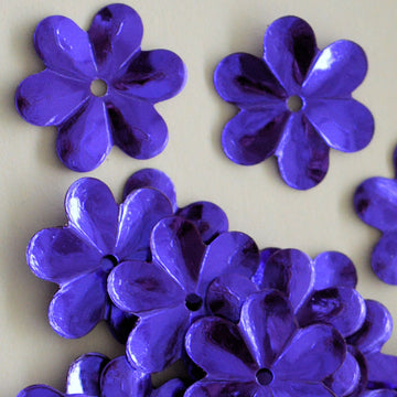 15mm Metallic Flower Grape 100 Grams