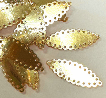 Metallic Shape 17 Gold