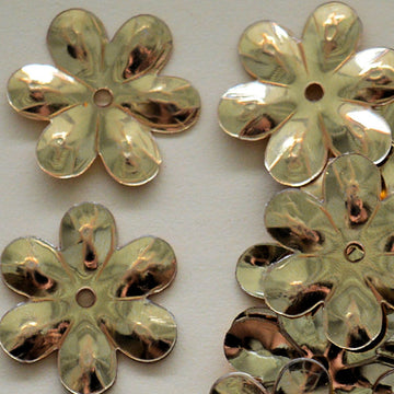 15mm Metallic Flower Gold