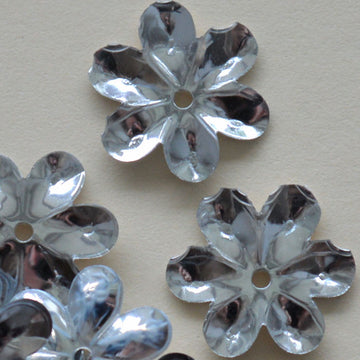 15mm Metallic Flower Silver