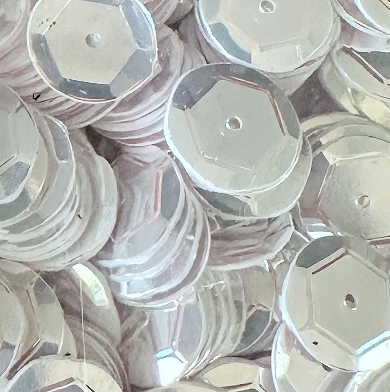 10mm Slightly Cupped Luminous Sequins