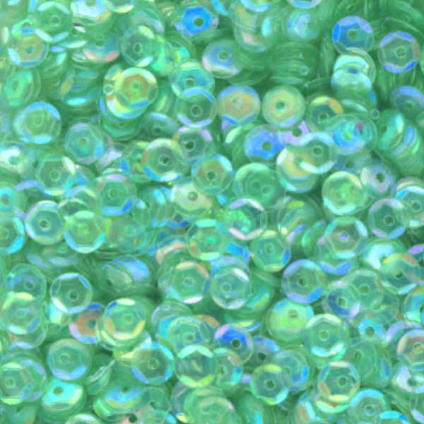 5mm Slightly Cupped Iridescent Light Leaf Green