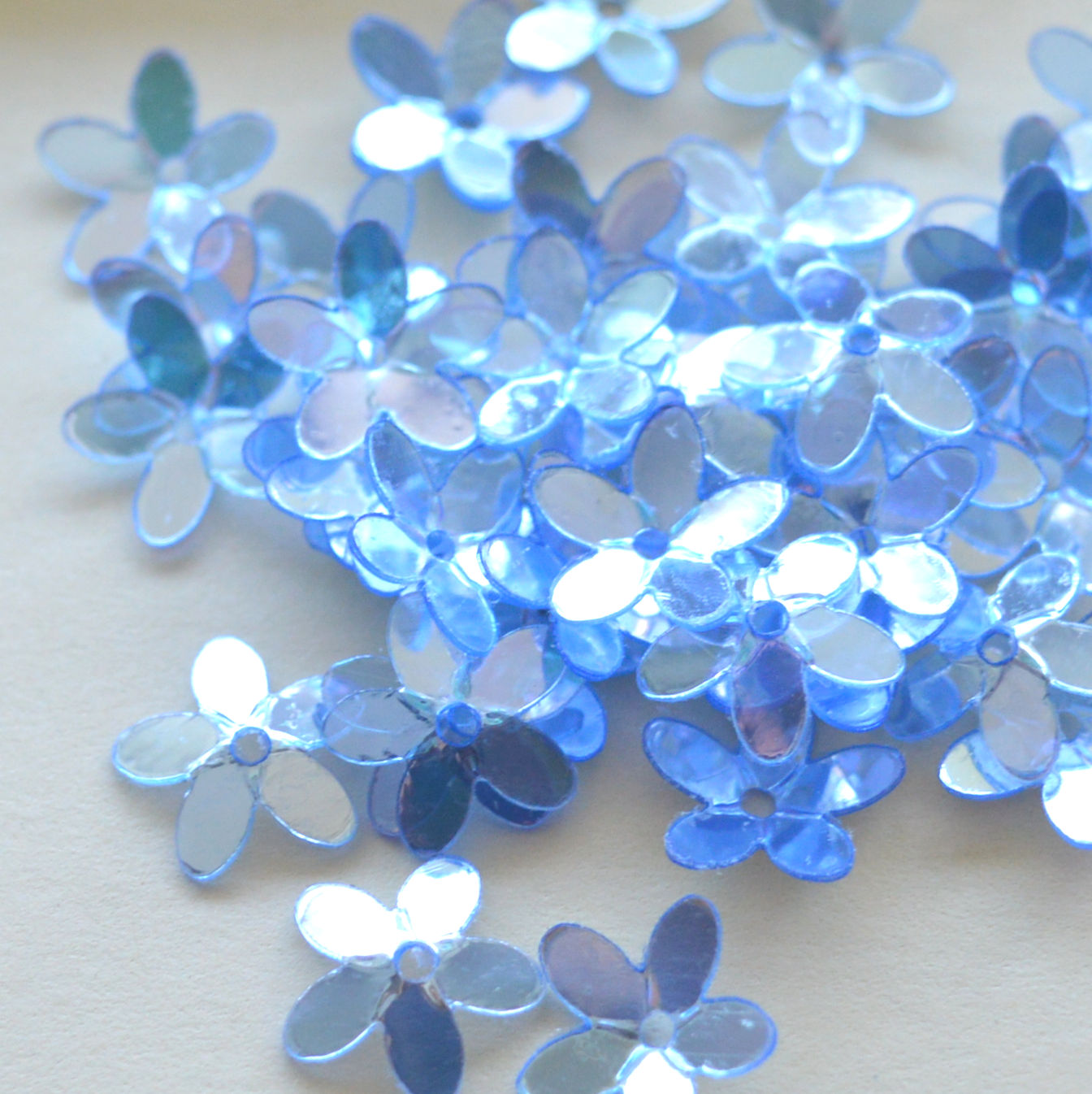 10mm Cupped Flower Blueberry Ice 50 grams