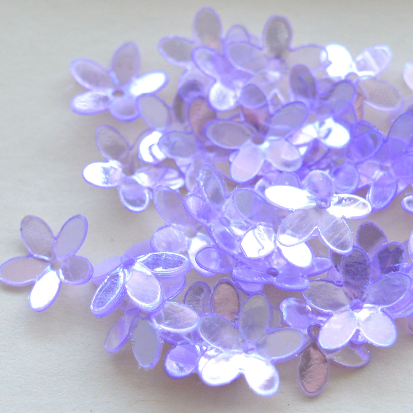 10mm Cupped Flower Grape Ice 50 grams