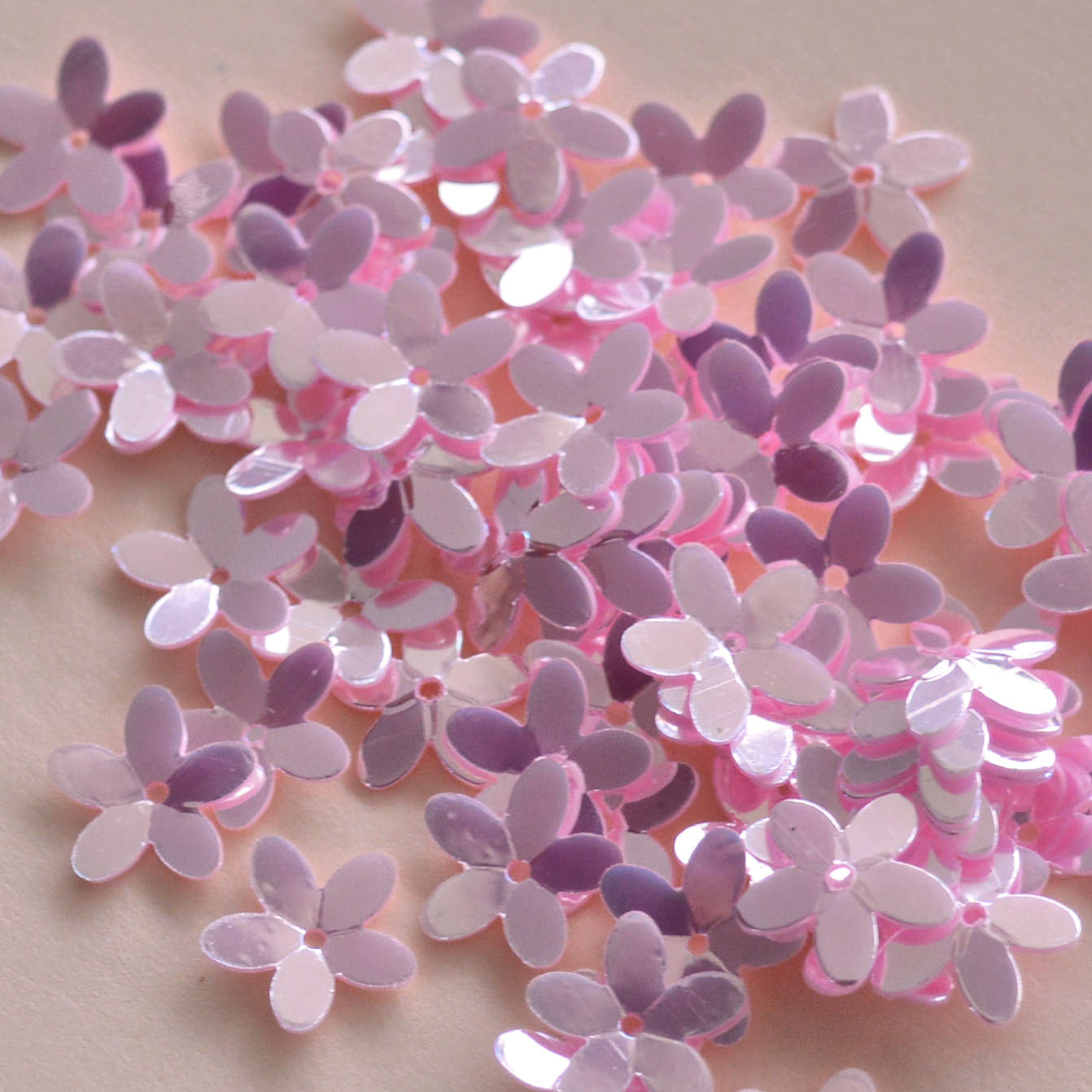 10mm Cupped Flower Luminous Whisper Pink