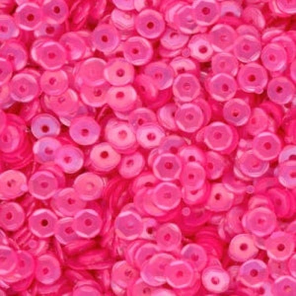 4mm Slightly Cupped Satin Pink