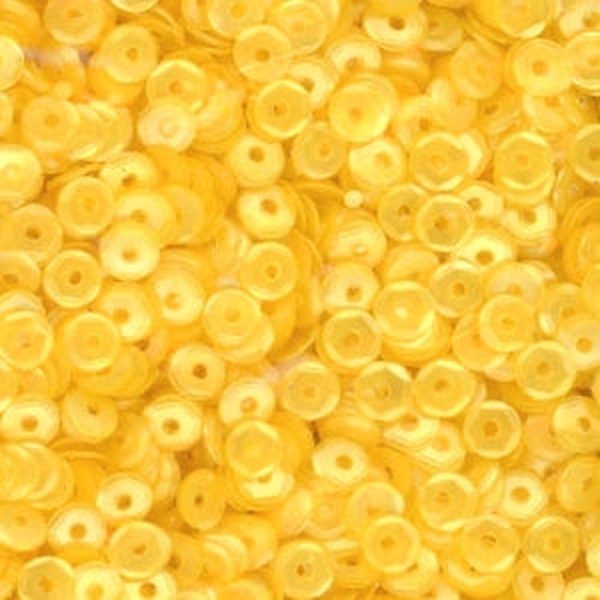 4mm Slightly Cupped Satin Lemon Yellow