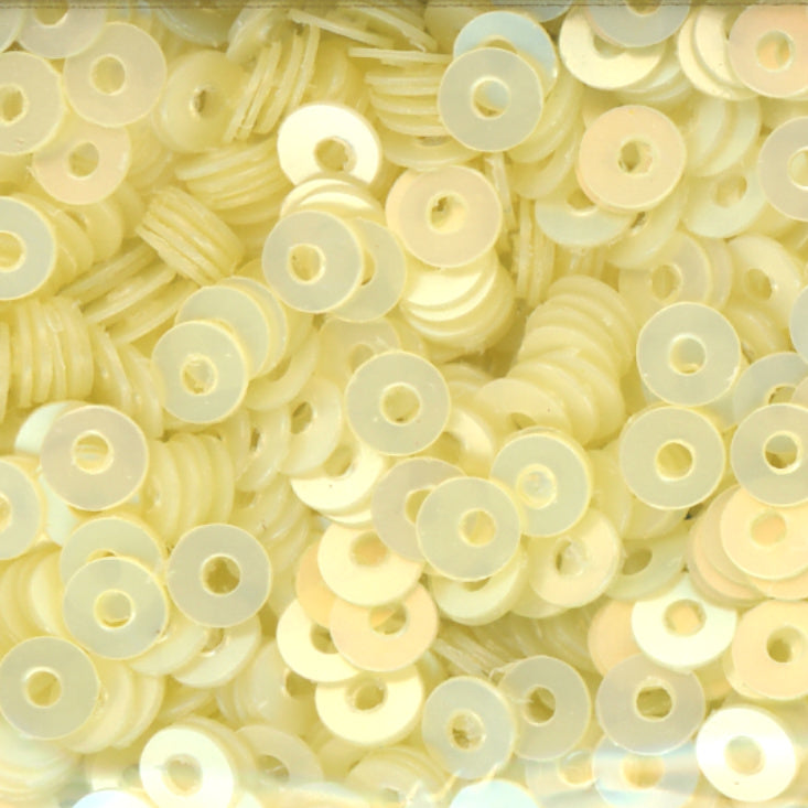 4mm Flat Satin Banana Creme 100 Grams