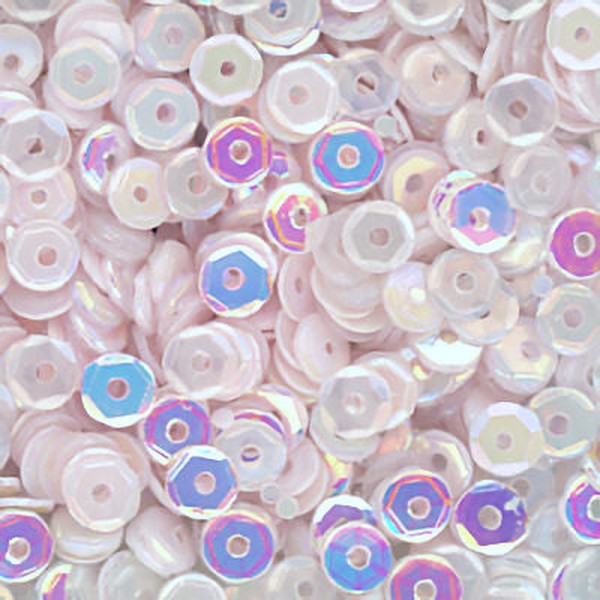 4mm Slightly Cupped Let It Snow Sequin blend