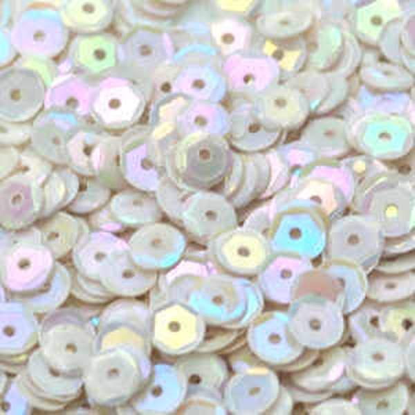5mm Slightly Cupped Opaque Iridescent White - Cartwright's Sequins