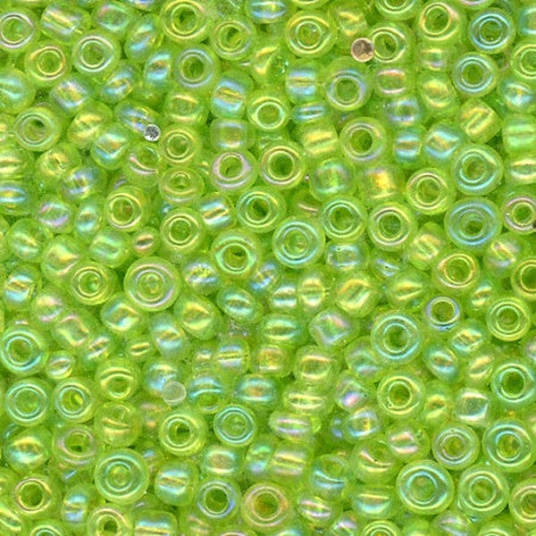 8/0 Bead Iridescent Chartreuse