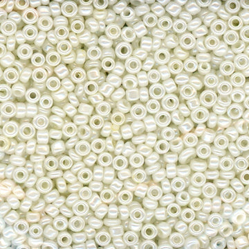 15/0 Bead Ceylon Ivory Coast 500 Grams