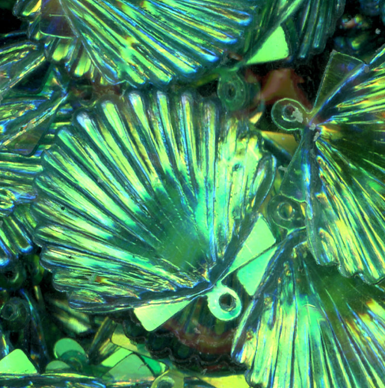 22mm Shell Crystal Iris Seaspray 50 Grams