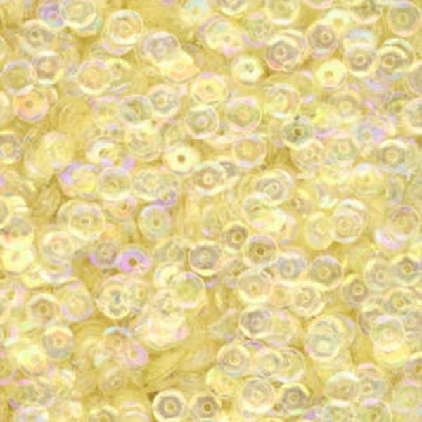 4mm Slightly Cupped Iridescent Lt Lemon Yellow