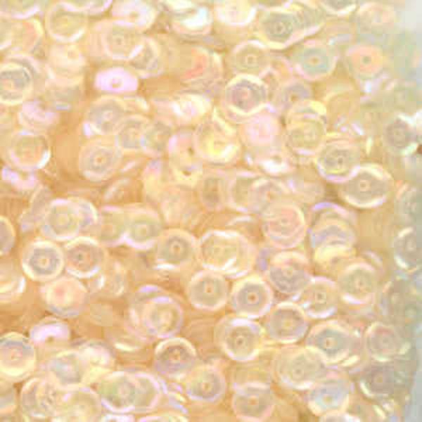 5mm Slightly Cupped Iridescent Buttercream