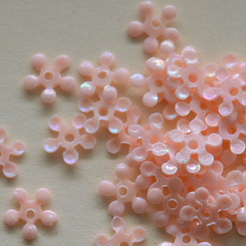 5mm opaque Iridescent Petite Flower Pale Peach