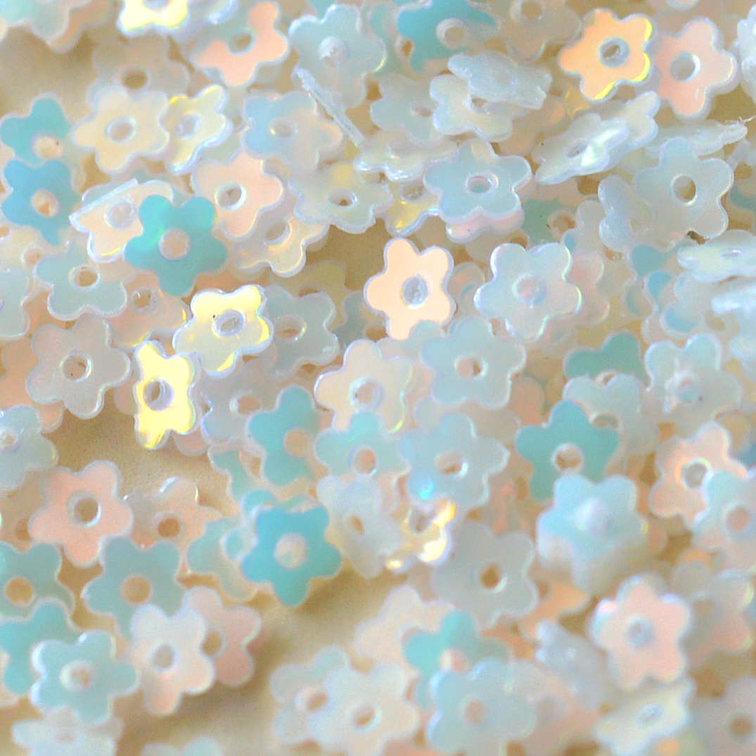 4mm Flat Opalescent Flower Jasmine 50 grams