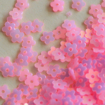 4mm Flat Opalescent Flower Lotus 50 grams