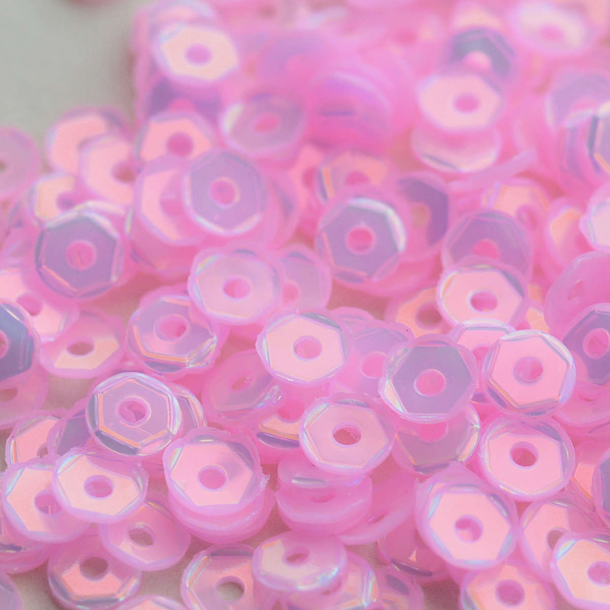 4mm Slightly Cupped Opalescent Pink Orchid