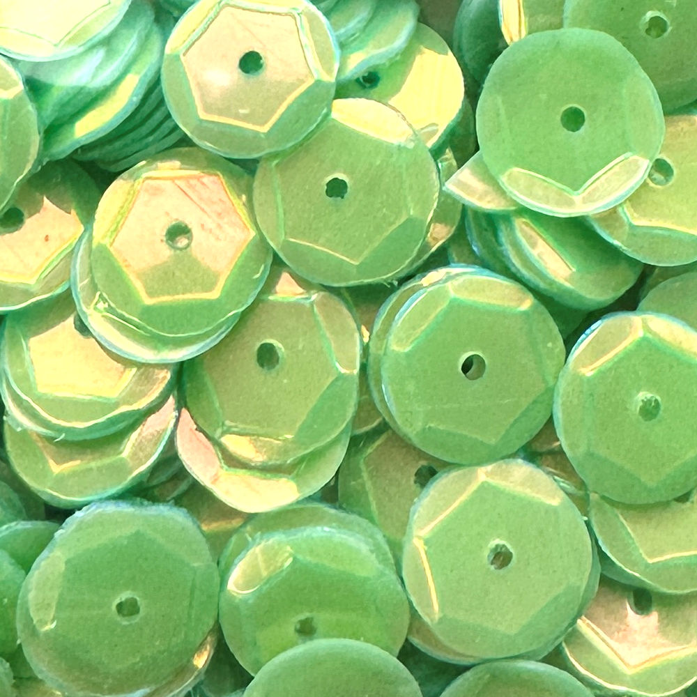 8mm Slightly Cupped Opalescent Sprout 50 Grams